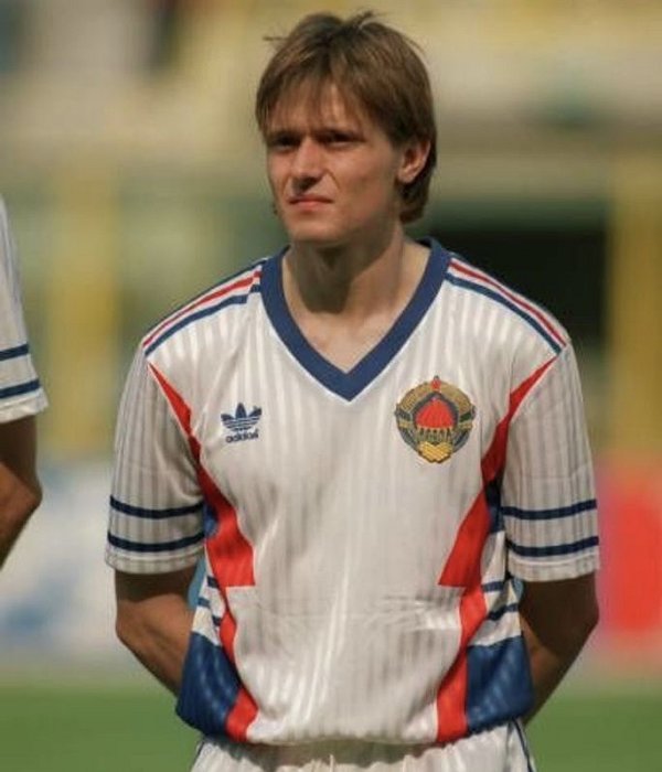 Yugoslavia 1990 away shirt