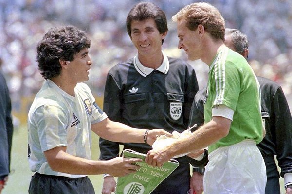 1986 World Cu Final Maradona and Rummenigge